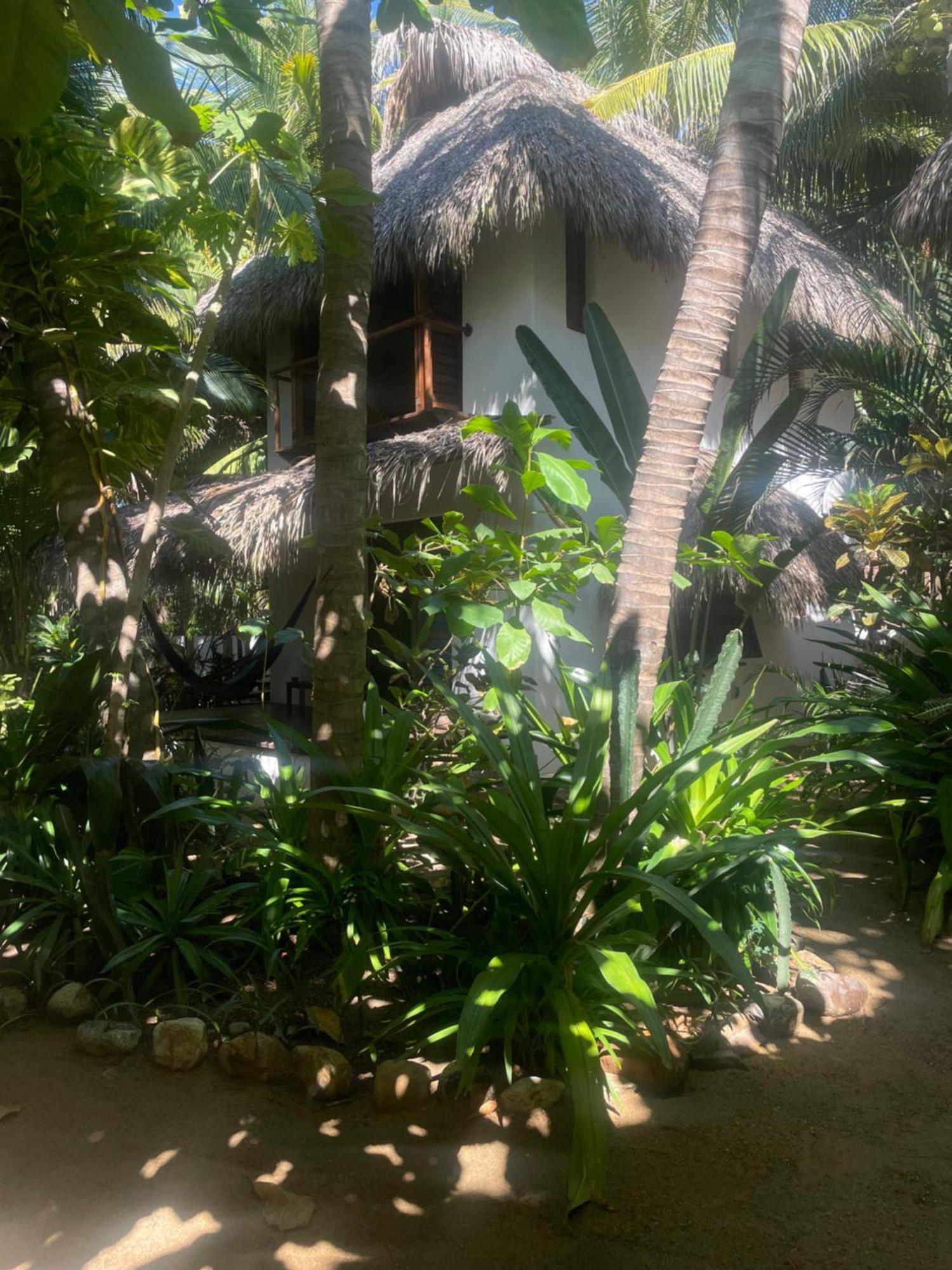 Hotel Descalzo Spa Zipolite Exterior foto