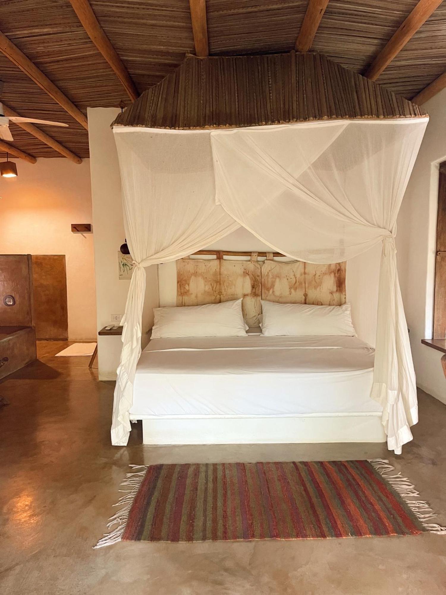 Hotel Descalzo Spa Zipolite Exterior foto