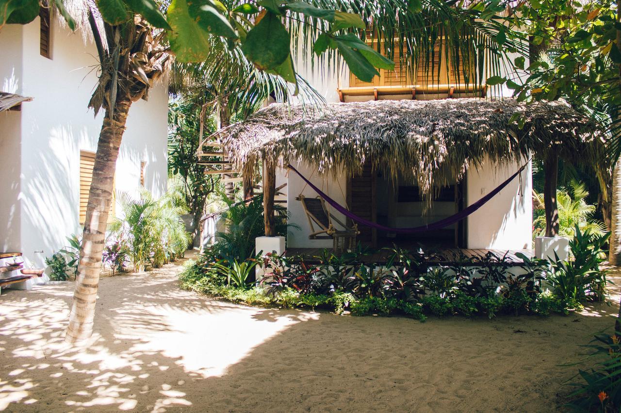 Hotel Descalzo Spa Zipolite Exterior foto