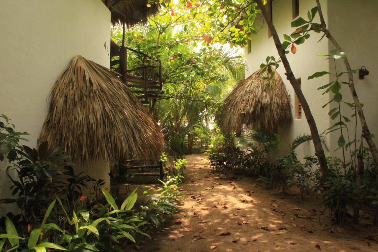 Hotel Descalzo Spa Zipolite Exterior foto